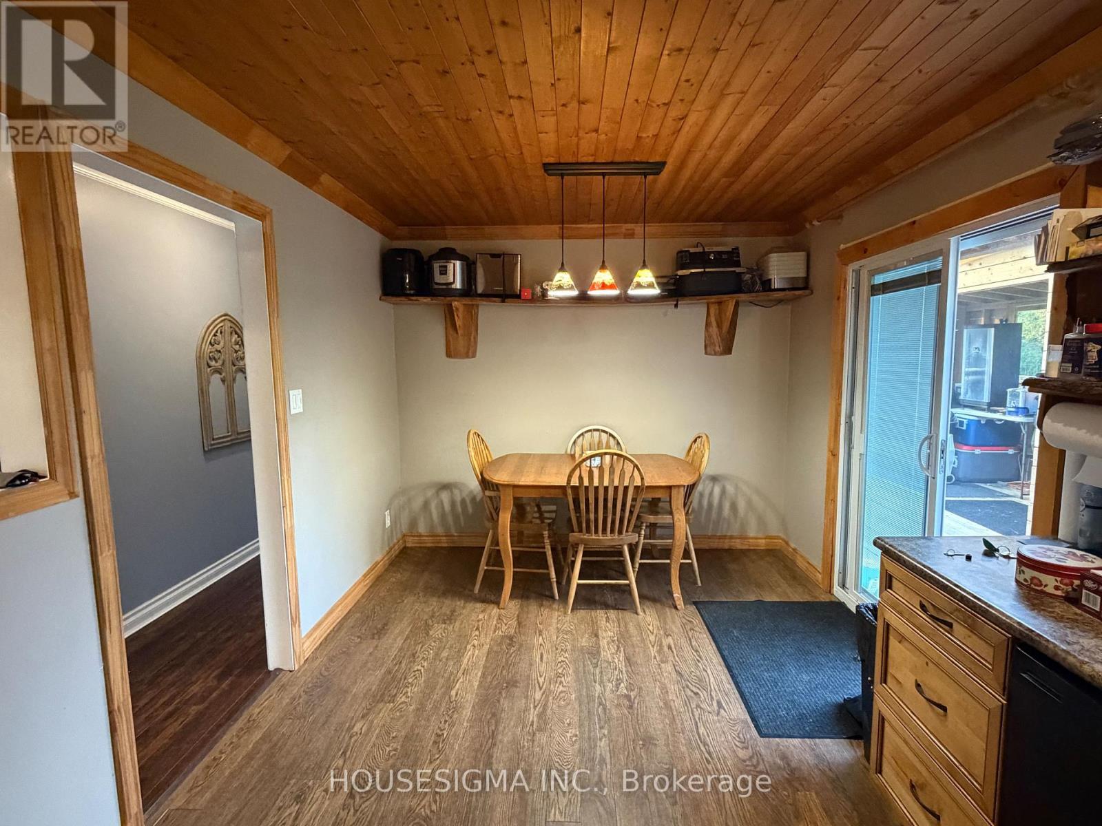 16 Mazepa Place, Oro-Medonte, Ontario  L0L 1T0 - Photo 5 - S13662042