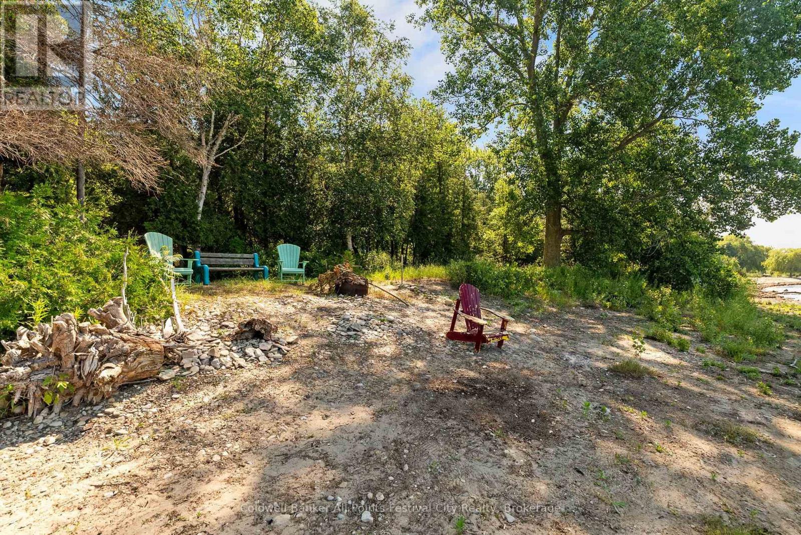 149 Huron Road W, Huron-Kinloss, Ontario  N2Z 2X3 - Photo 38 - X13560598