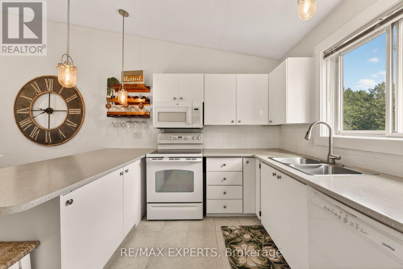 416 - 14 Dawson Drive, Collingwood, Ontario L9Y 5B4 - Photo 13 - S13221790