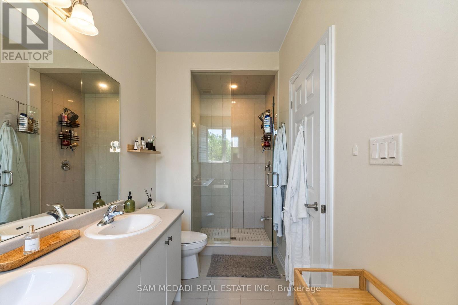 2076 Coppenwood Common, Burlington, Ontario L7P 0V8 - Photo 10 - W13657164