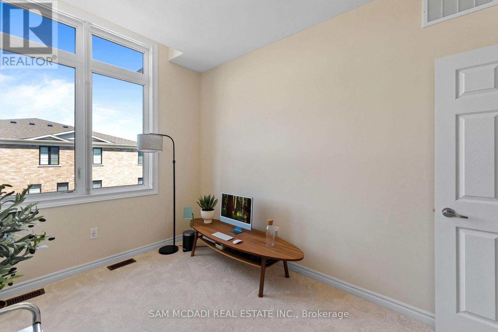 2076 Coppenwood Common, Burlington, Ontario L7P 0V8 - Photo 12 - W13657164