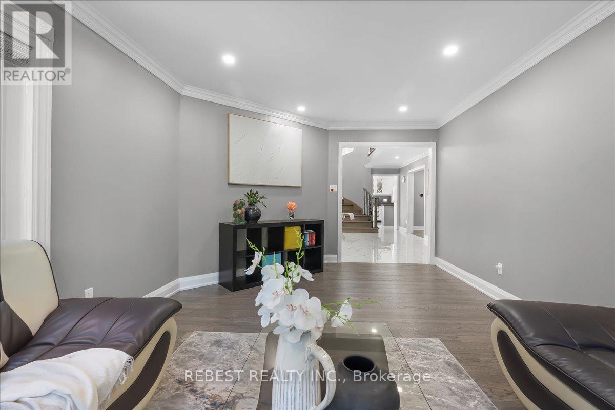 5090 Mississauga Road, Mississauga, Ontario  L5M 4Y2 - Photo 11 - W13661950