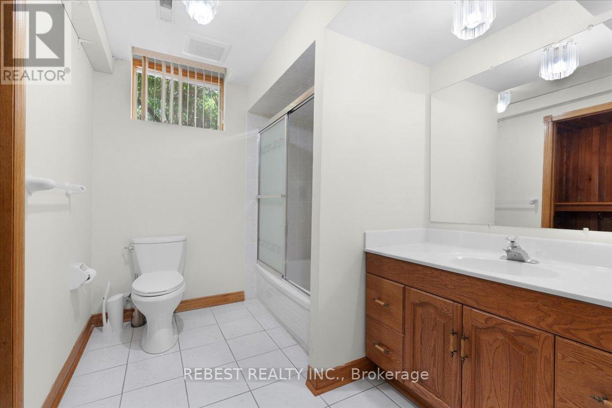 5090 Mississauga Road, Mississauga, Ontario  L5M 4Y2 - Photo 38 - W13661950