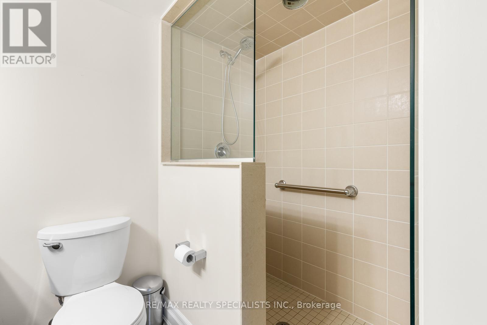 209 - 1045 Nadalin Heights, Milton, Ontario  L9T 8R5 - Photo 12 - W13661962