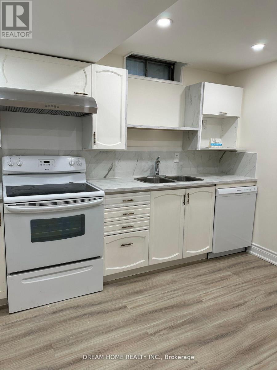 Lower - 3269 Magwood Road, Mississauga, Ontario L5L 5G6 - Photo 4 - W13661966