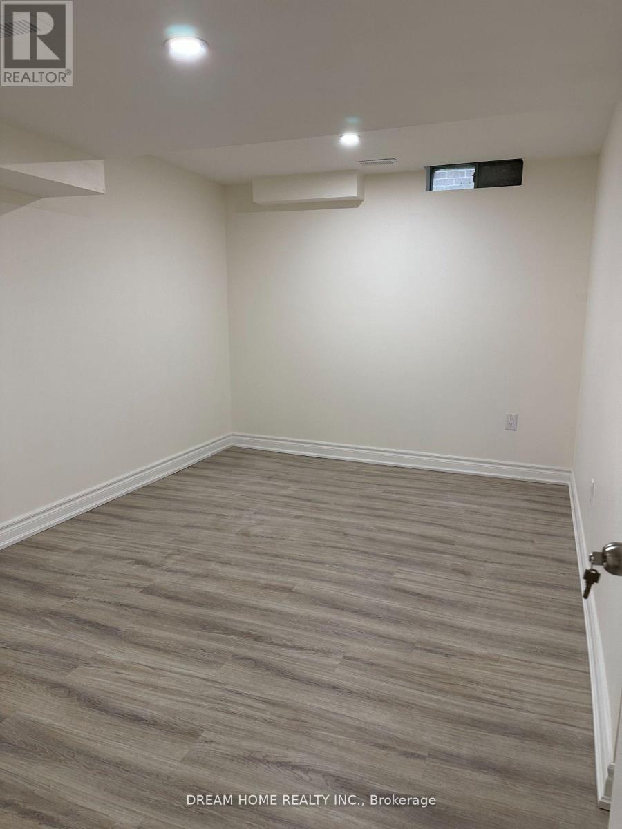 Lower - 3269 Magwood Road, Mississauga, Ontario L5L 5G6 - Photo 7 - W13661966