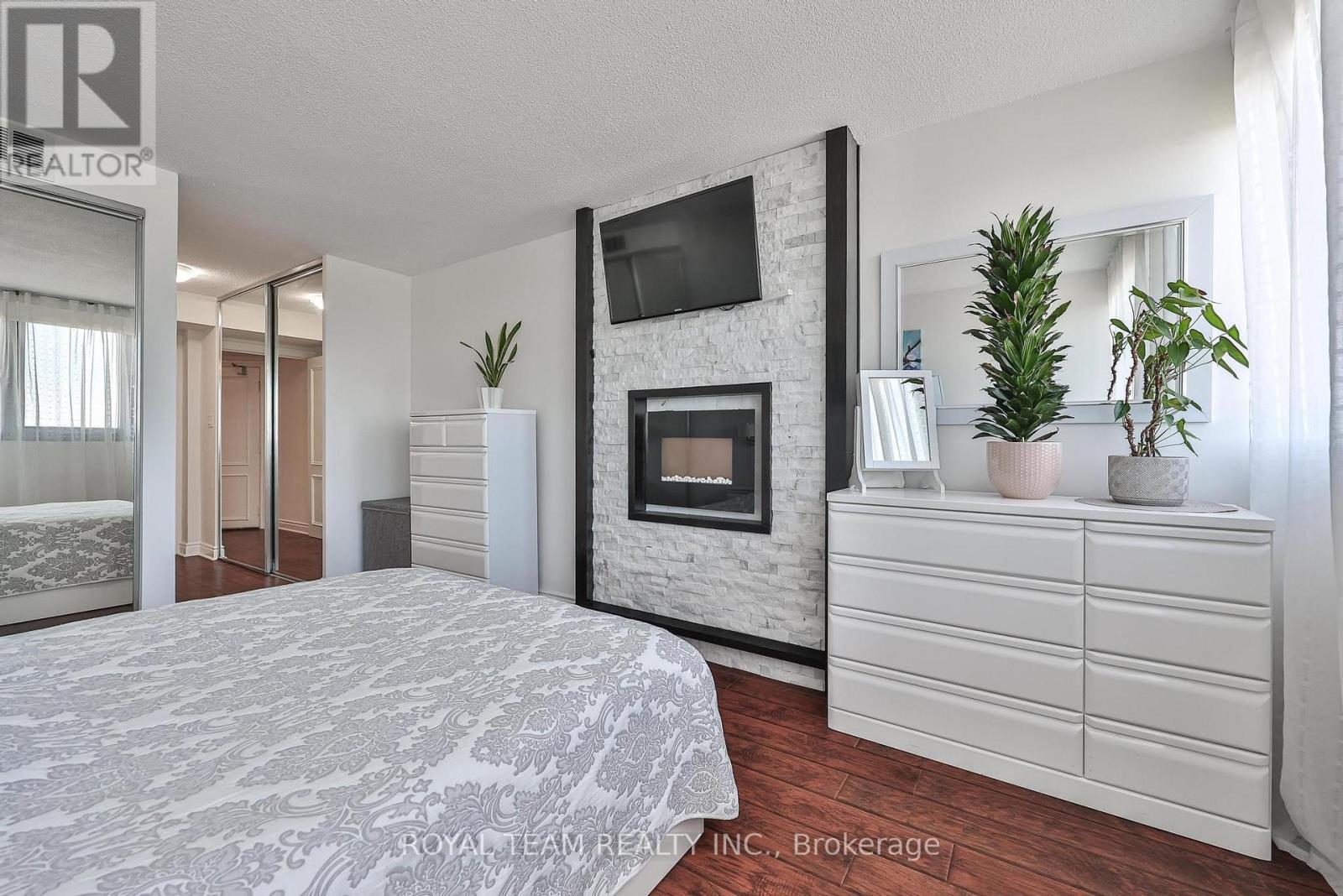 2004 - 1333 Bloor Street, Mississauga, Ontario  L4Y 3T6 - Photo 21 - W13662016