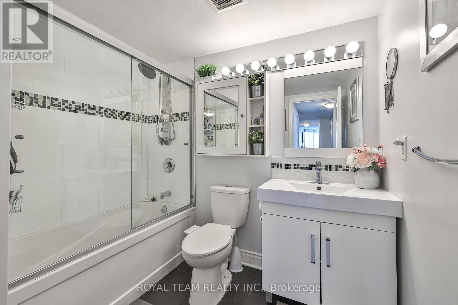 2004 - 1333 Bloor Street, Mississauga, Ontario  L4Y 3T6 - Photo 27 - W13662016