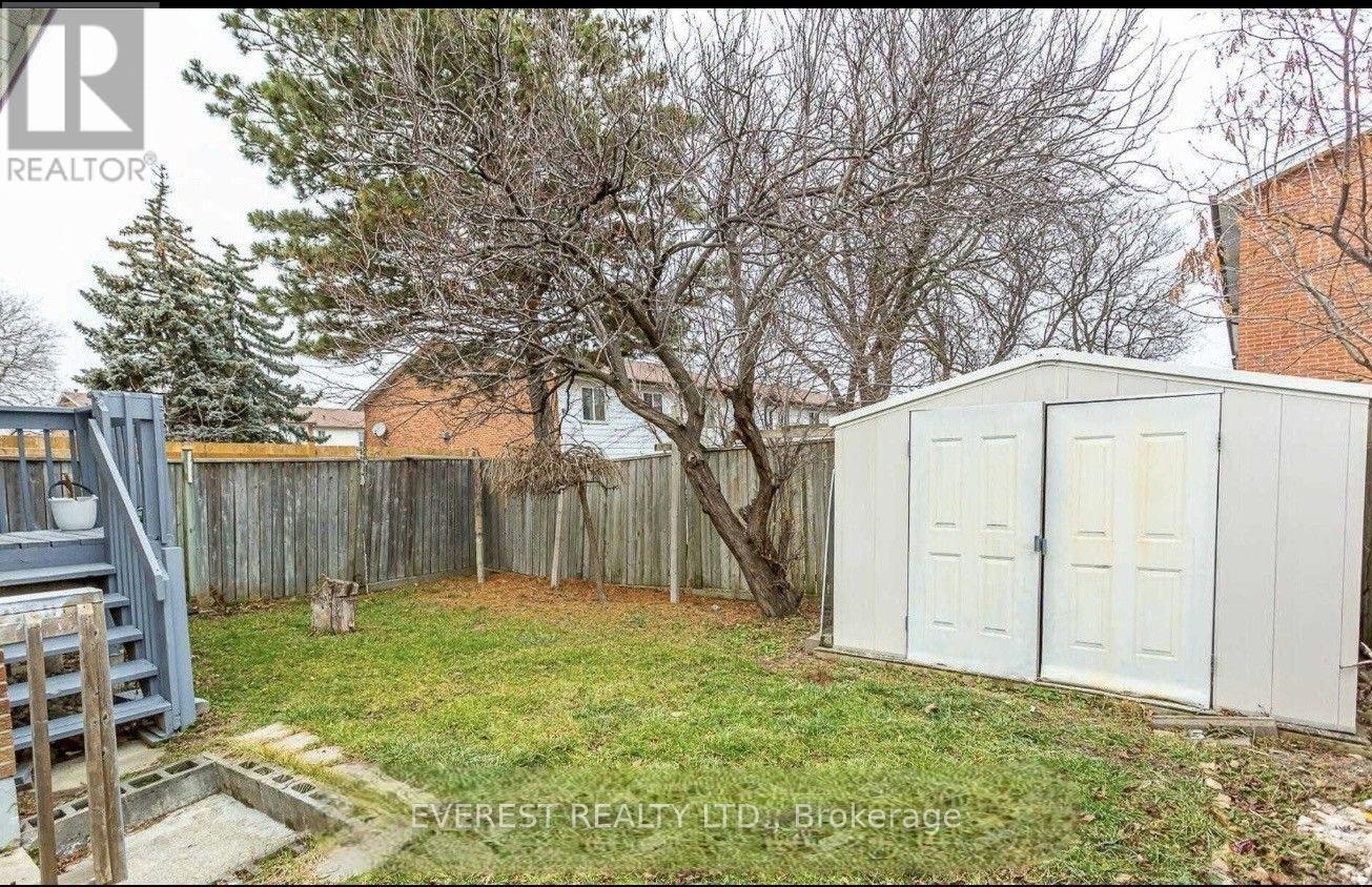 7549 Catalpa Road, Mississauga, Ontario  L4T 2T2 - Photo 14 - W13662030
