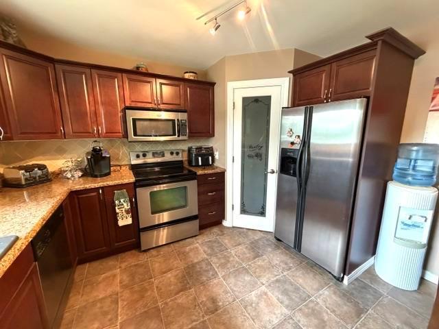 945 Munroe Avenue, Winnipeg, Manitoba R3K 1J4 - Photo 1 - 202620039