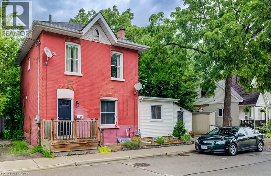 38 Rose Avenue, Brantford, Ontario  N3S 2M2 - Photo 1 - 40853833