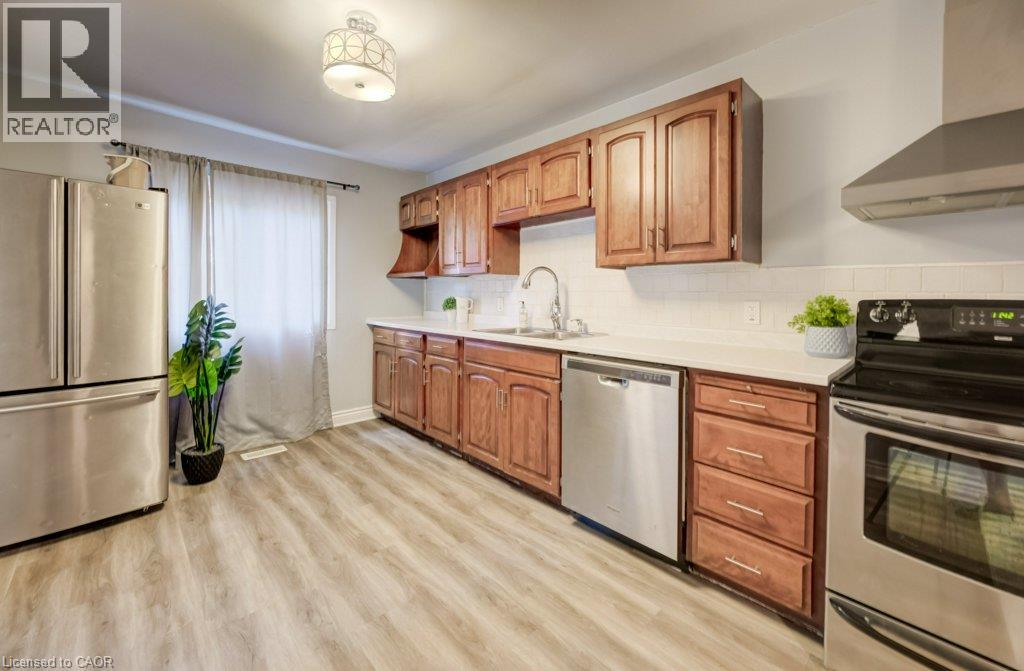38 Rose Avenue, Brantford, Ontario  N3S 2M2 - Photo 7 - 40853833