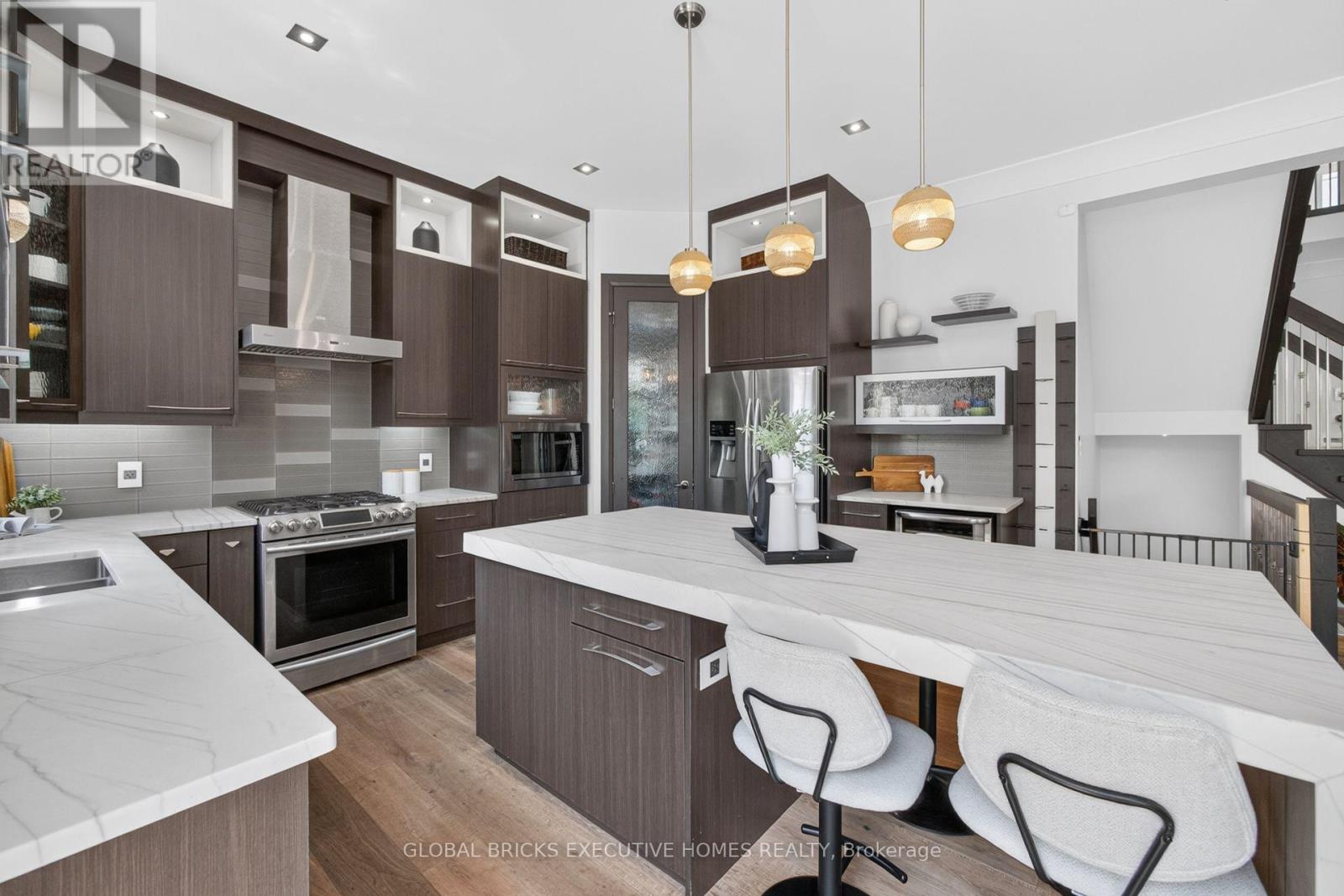 56 Valleyscape Drive, Kitchener, Ontario  N2P 0G3 - Photo 20 - X13661938