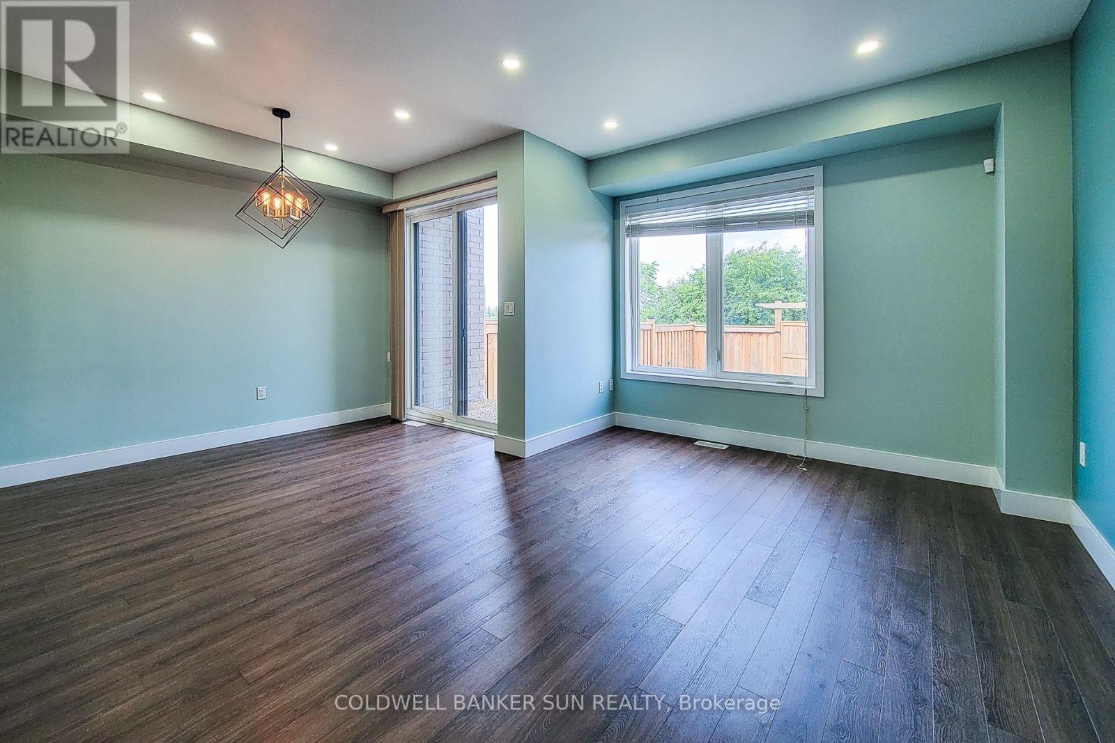 8 Bedrock Drive, Hamilton, Ontario  L8J 0K6 - Photo 12 - X13662074