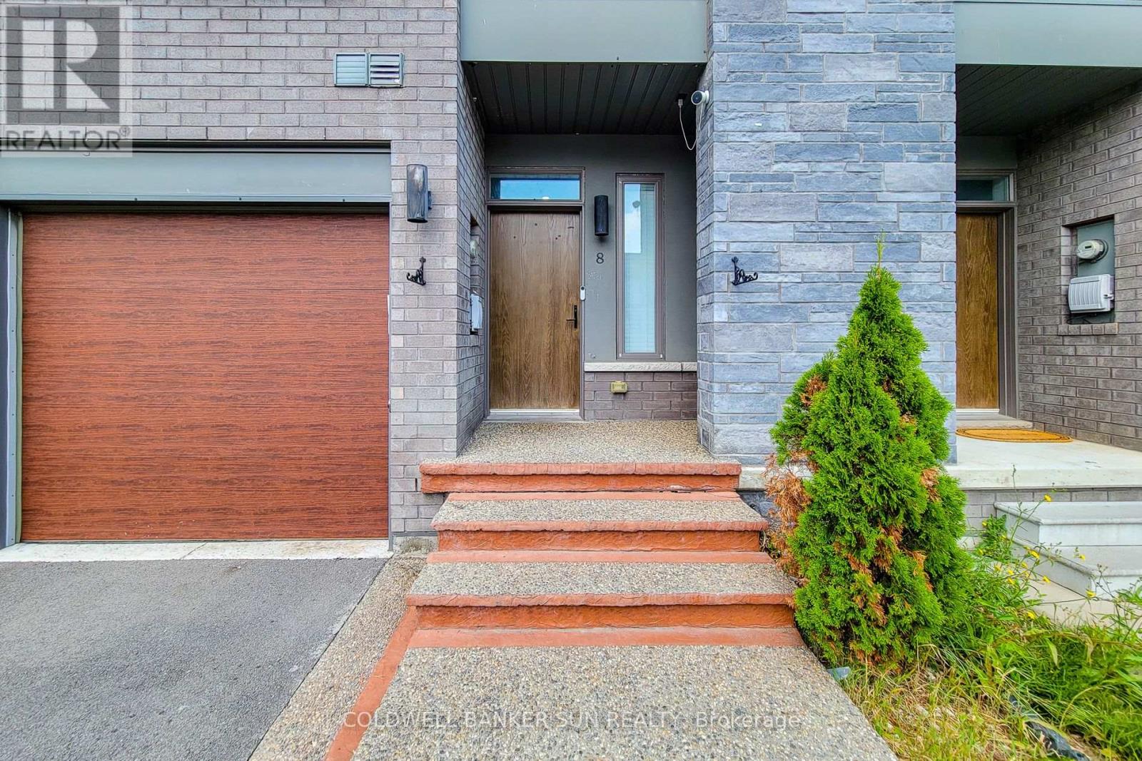 8 Bedrock Drive, Hamilton, Ontario  L8J 0K6 - Photo 4 - X13662074
