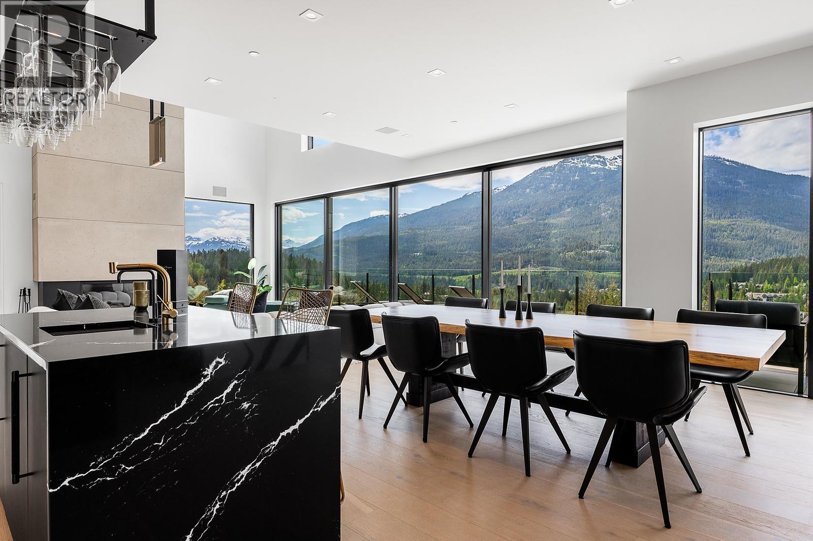 3824 Sunridge Drive, Whistler, British Columbia  V8E 0W1 - Photo 14 - R3126771