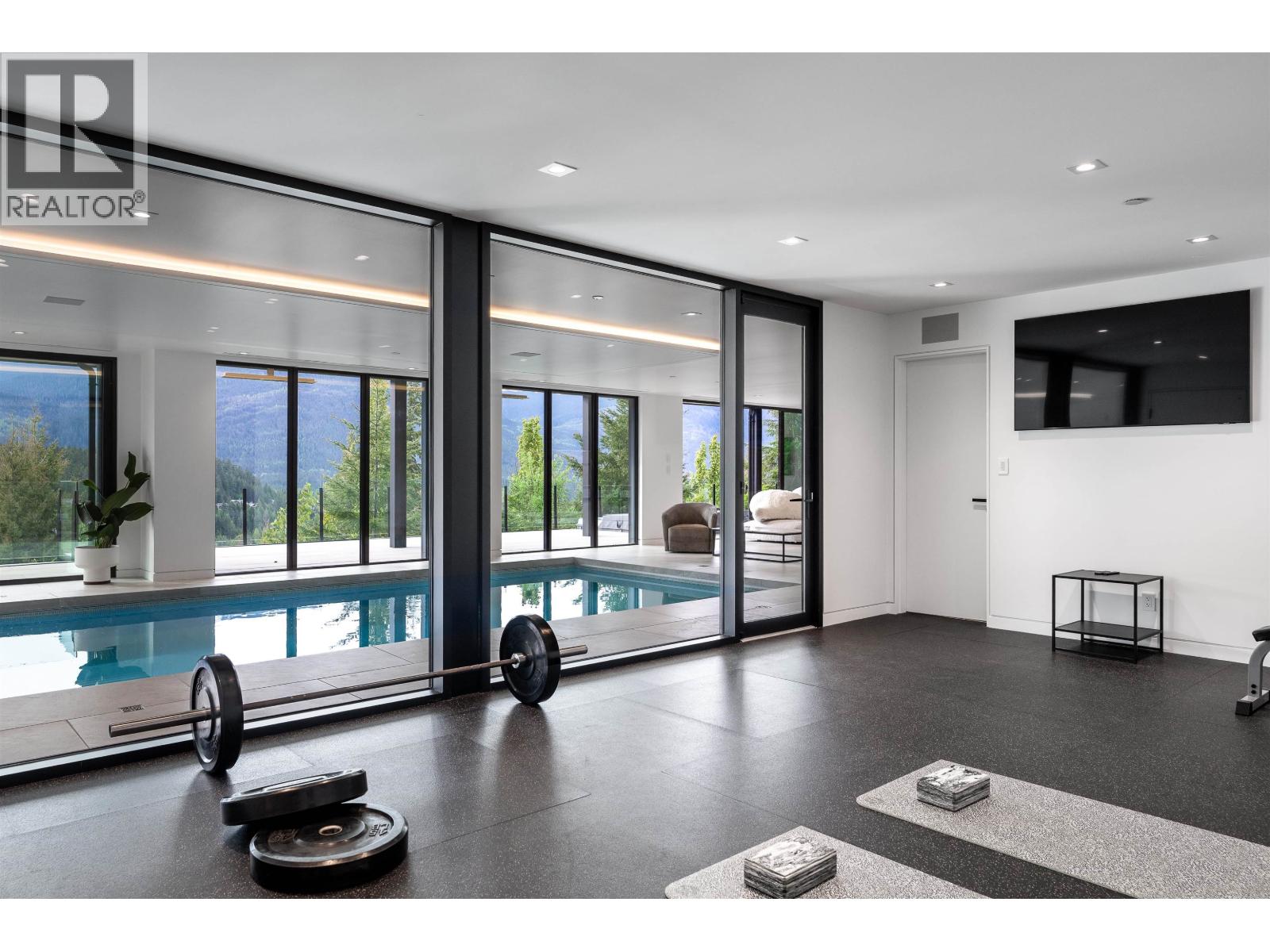 3824 Sunridge Drive, Whistler, British Columbia  V8E 0W1 - Photo 38 - R3126771