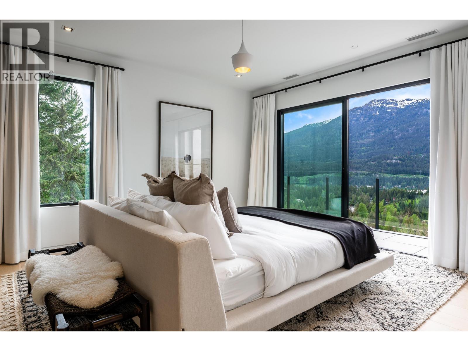 3824 Sunridge Drive, Whistler, British Columbia  V8E 0W1 - Photo 33 - R3126771