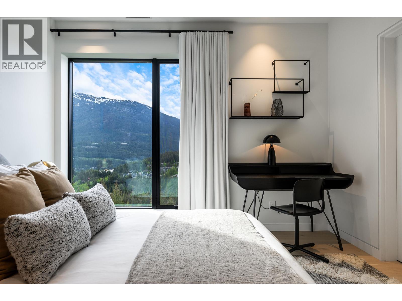 3824 Sunridge Drive, Whistler, British Columbia  V8E 0W1 - Photo 32 - R3126771