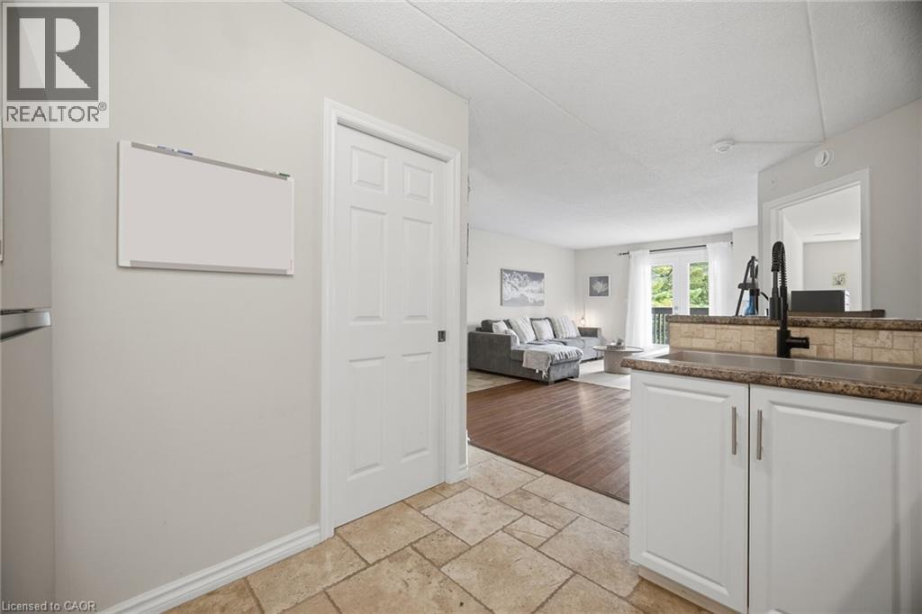 2020 Cleaver Avenue Unit# 207, Burlington, Ontario  L7M 4C2 - Photo 13 - 40854248