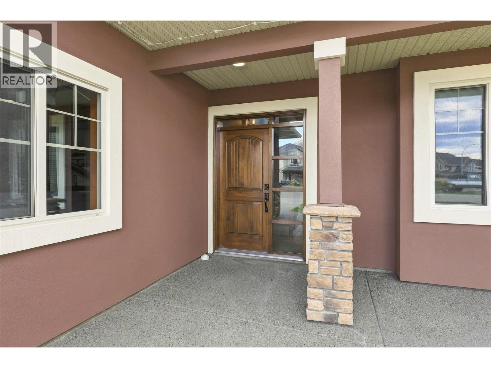 2621 Stanko Way, Kamloops, British Columbia  V2B 0C1 - Photo 5 - 10396747