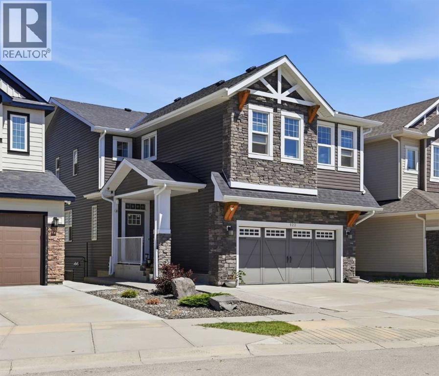 522 Sherwood Boulevard NW, Calgary, Alberta