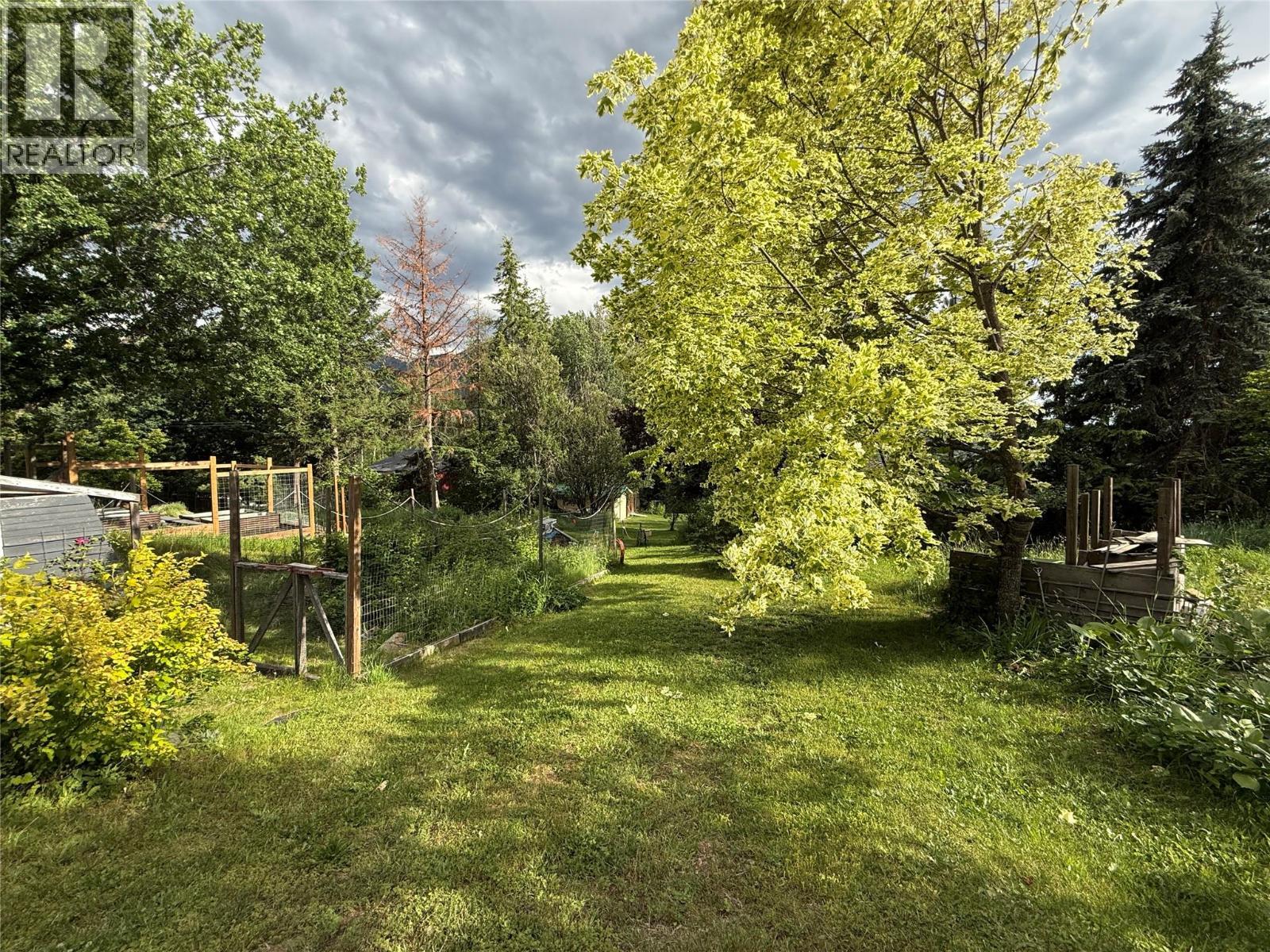 3834 Woodcrest Road, Bonnington, British Columbia V0G 2G3 - Photo 46 - 10397242