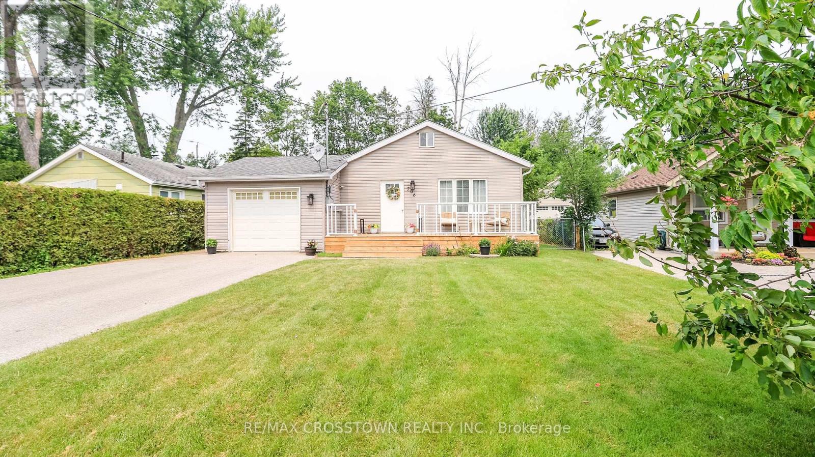 706 Reid Street, Innisfil, Ontario  L9S 2E9 - Photo 3 - N13602004