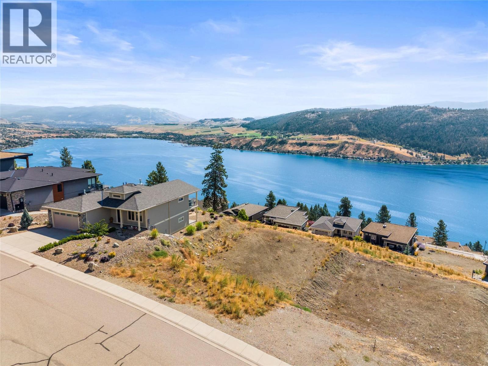 8948 Hampshire Crescent, Vernon, British Columbia  V1H 2K9 - Photo 4 - 10397123
