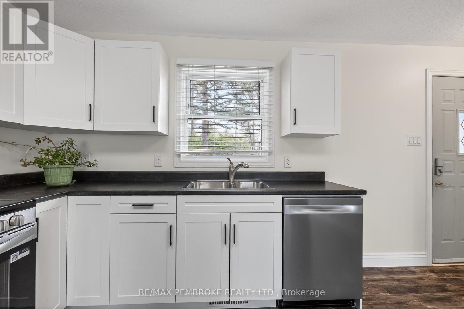 12 Alder Crescent, Deep River, Ontario  K0J 1P0 - Photo 14 - X13047572