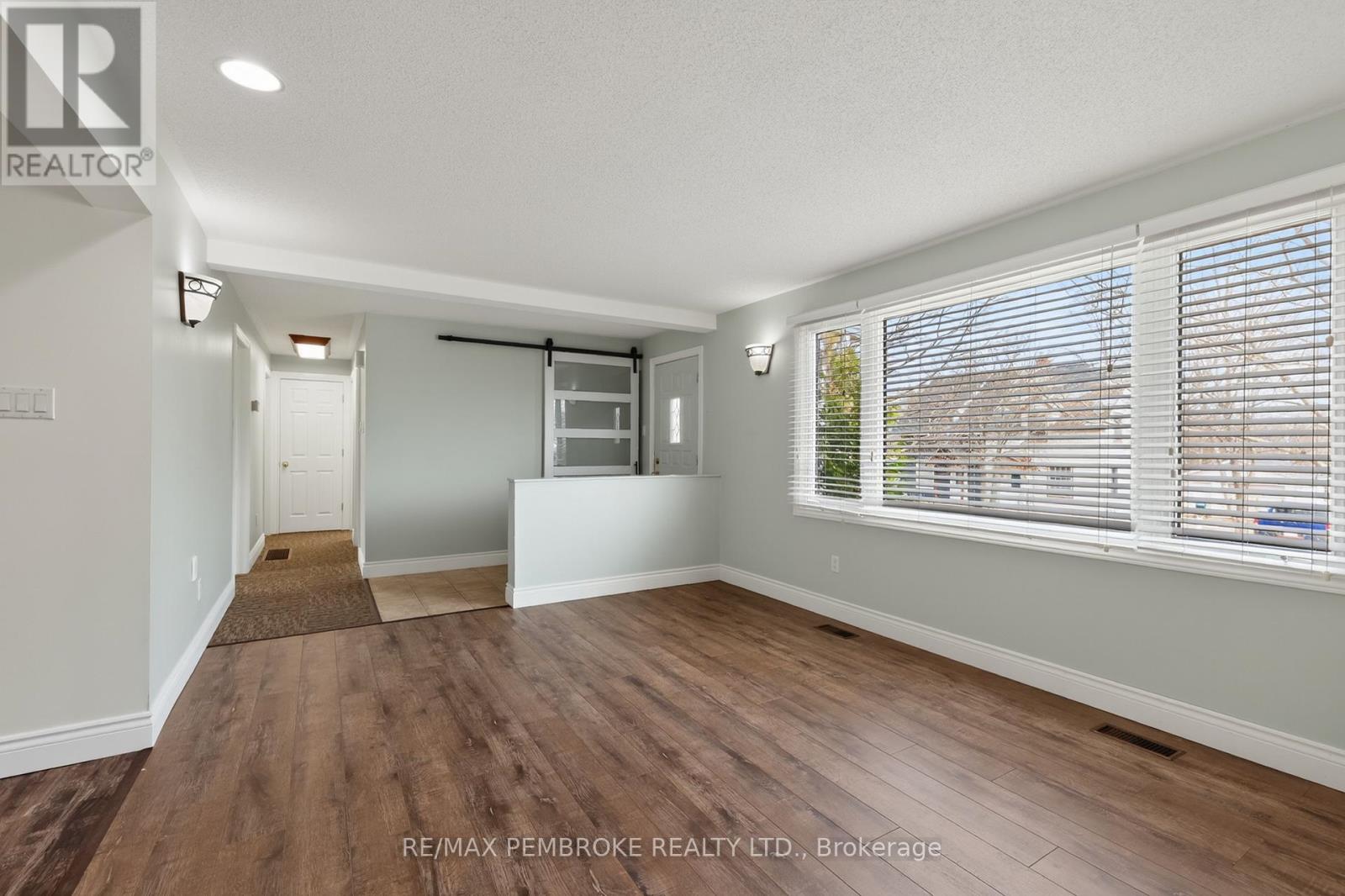 12 Alder Crescent, Deep River, Ontario  K0J 1P0 - Photo 5 - X13047572