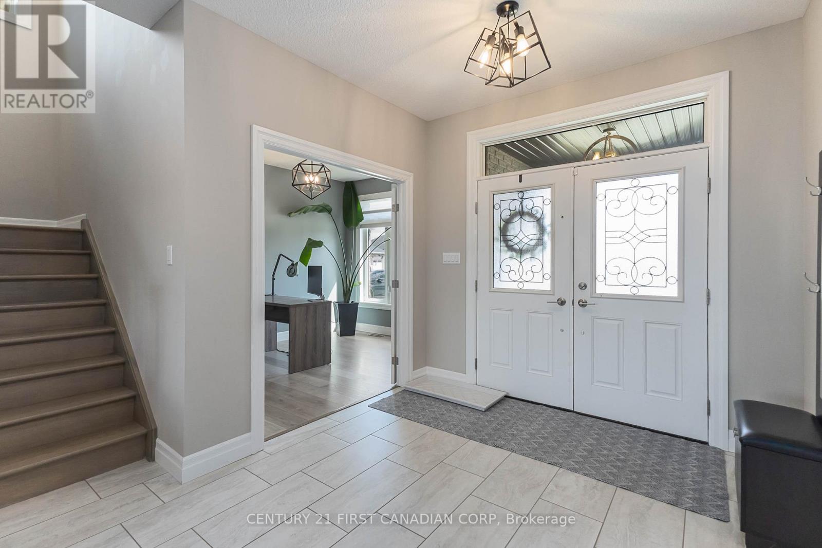 52 Royal Dornoch Drive, St. Thomas, Ontario  N5R 0K3 - Photo 6 - X13427760