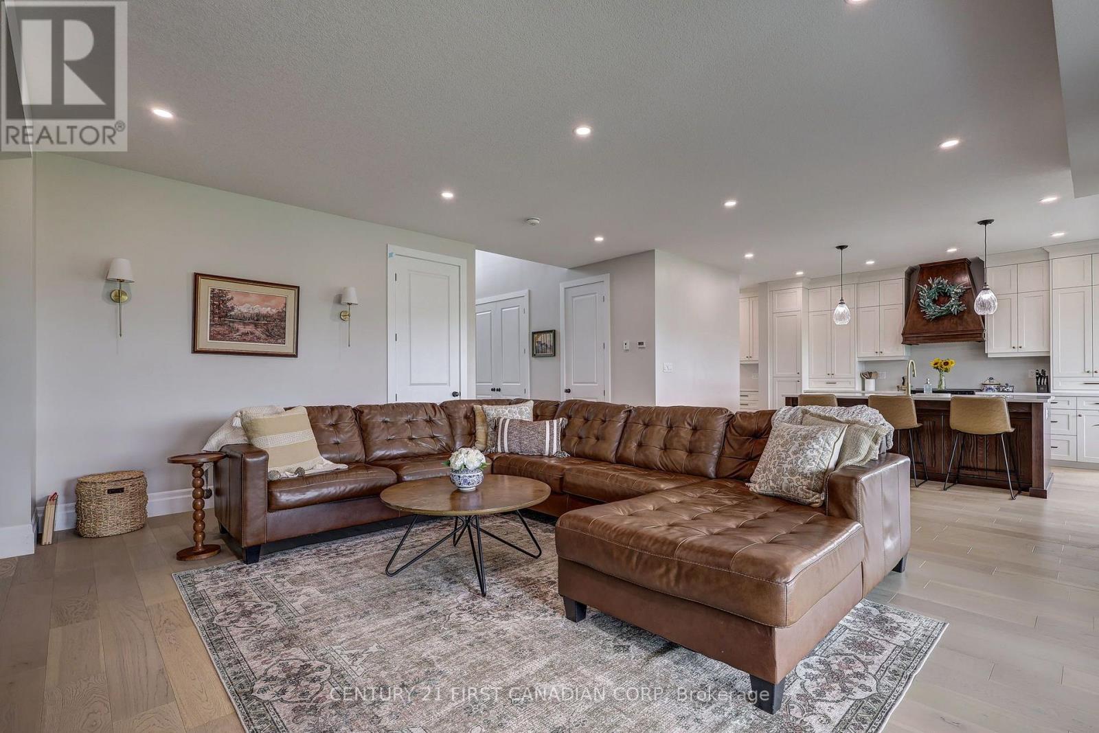 36369 Talbot Line, Southwold, Ontario  N0L 2E0 - Photo 13 - X13657706