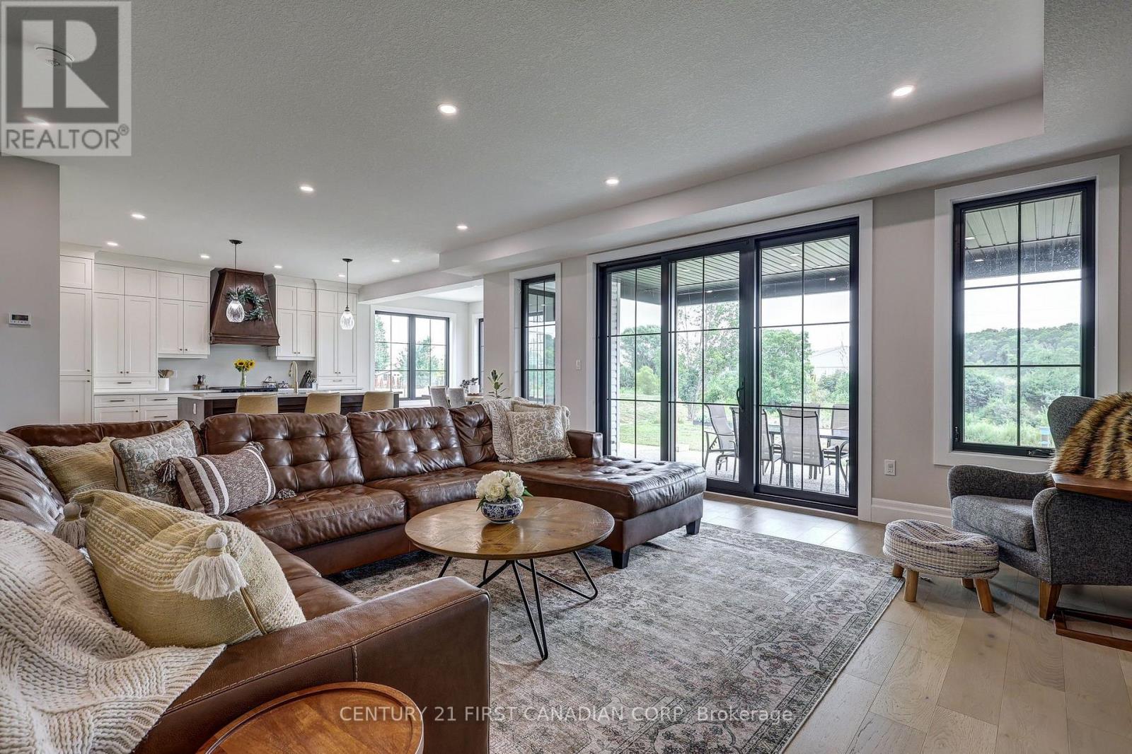 36369 Talbot Line, Southwold, Ontario  N0L 2E0 - Photo 14 - X13657706