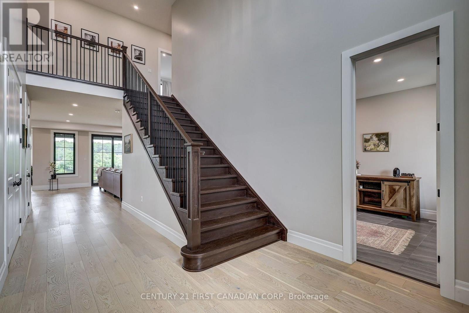 36369 Talbot Line, Southwold, Ontario  N0L 2E0 - Photo 5 - X13657706