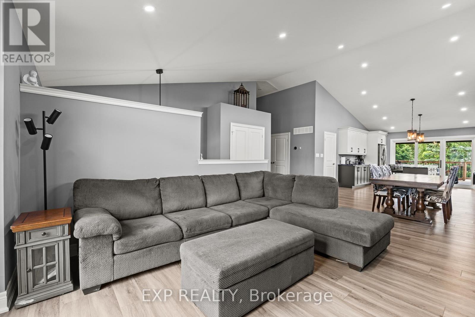 2756 Arrowsmith Court, Fort Erie, Ontario  L0S 1S0 - Photo 11 - X13662298