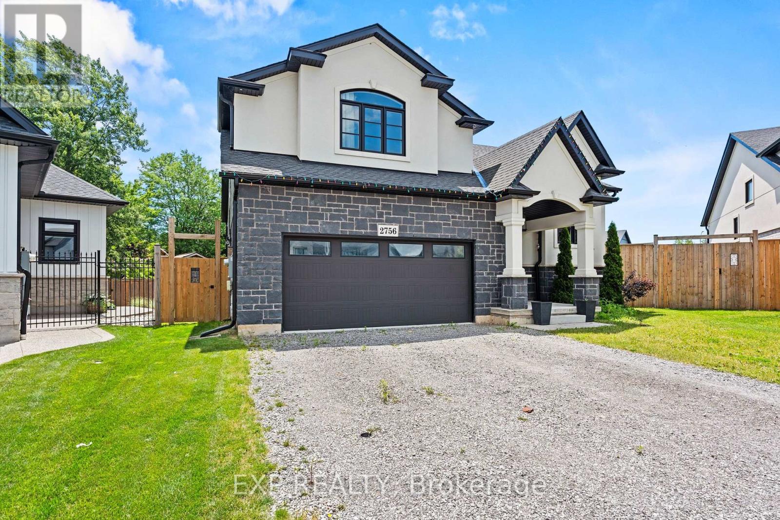 2756 Arrowsmith Court, Fort Erie, Ontario  L0S 1S0 - Photo 2 - X13662298