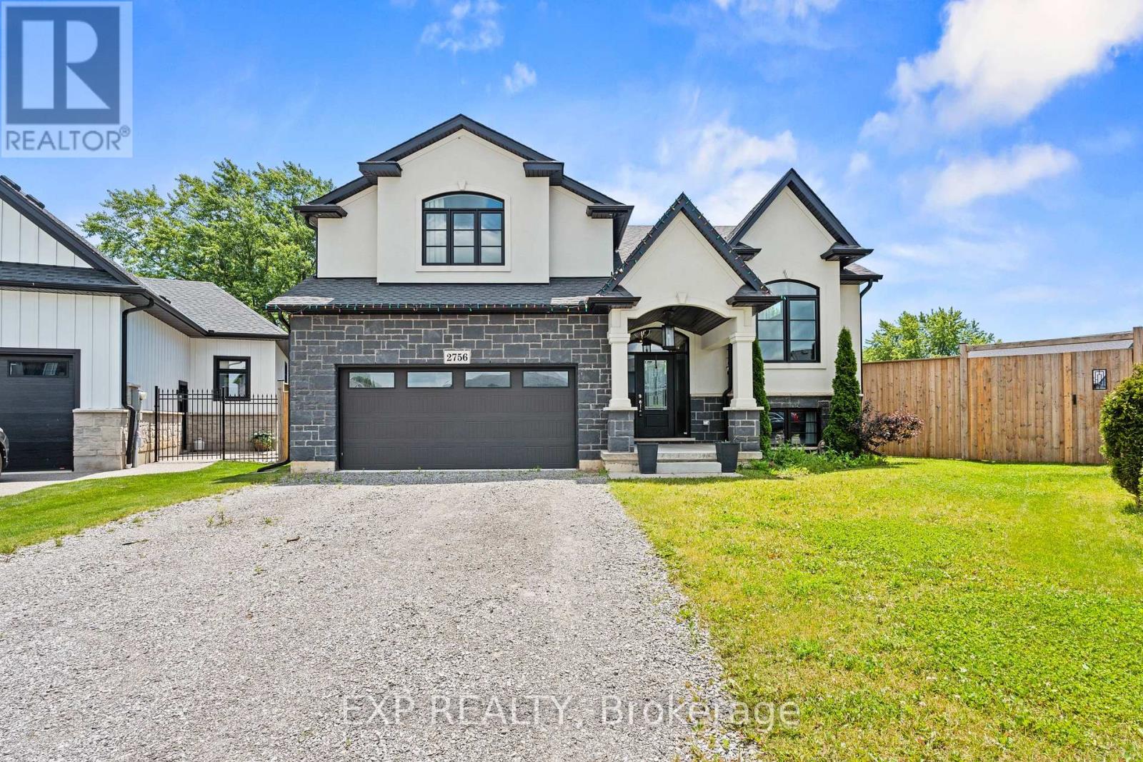 2756 Arrowsmith Court, Fort Erie, Ontario  L0S 1S0 - Photo 3 - X13662298