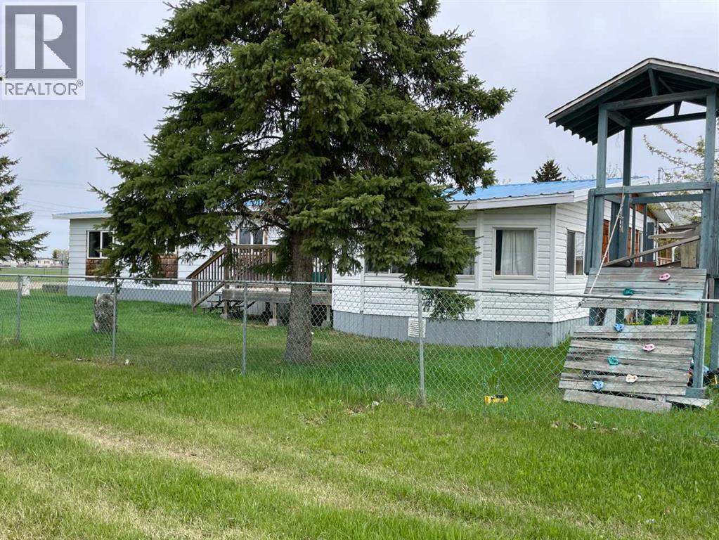 4521 50 Avenue, Grimshaw, Alberta  T0H 1W0 - Photo 31 - A2297531