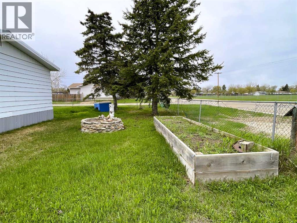 4521 50 Avenue, Grimshaw, Alberta  T0H 1W0 - Photo 28 - A2297531