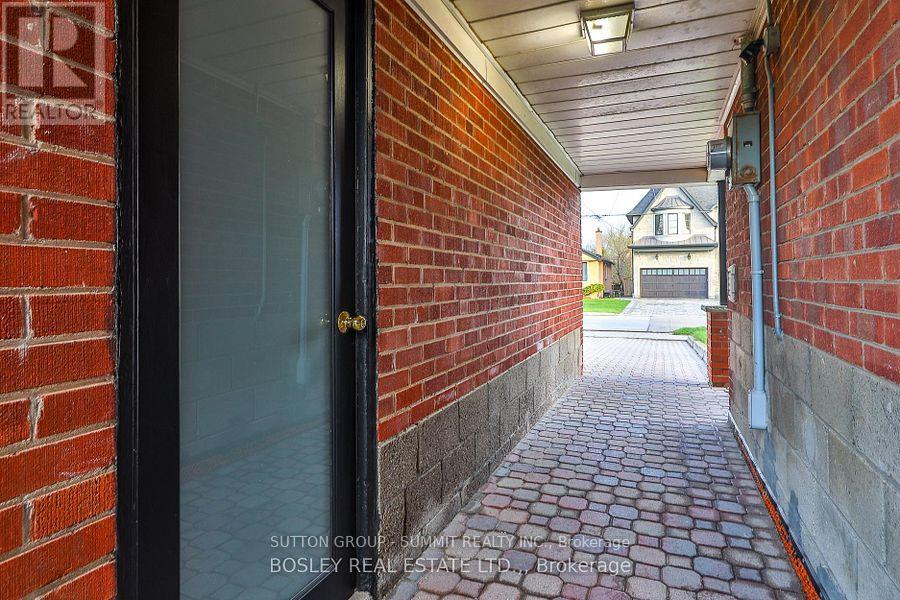 Basement - 136 Regina Avenue, Toronto, Ontario  M6A 1R7 - Photo 13 - C13443210