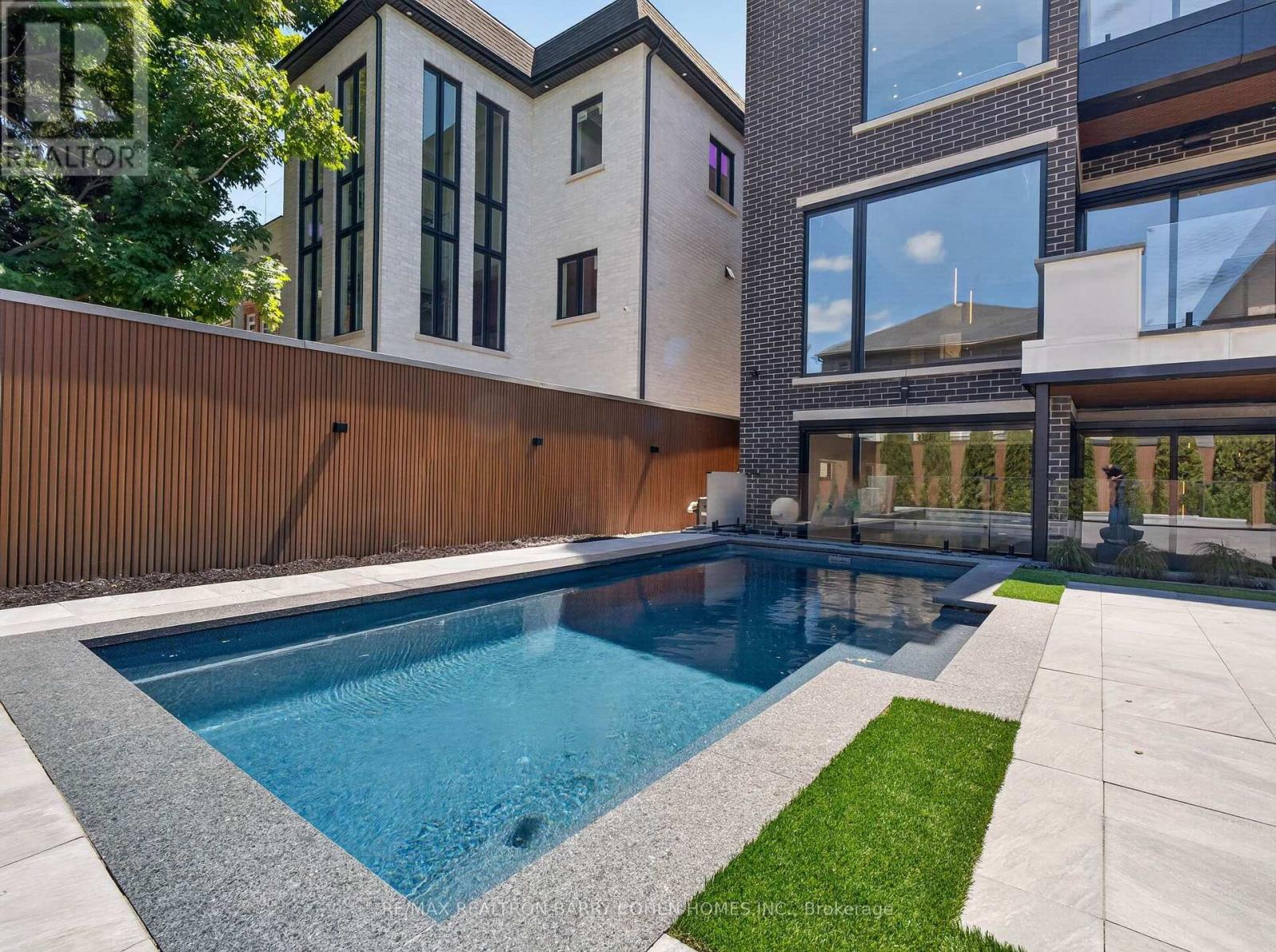 26 Clinton Drive, Richmond Hill, Ontario  L4C 8E2 - Photo 40 - N13647140