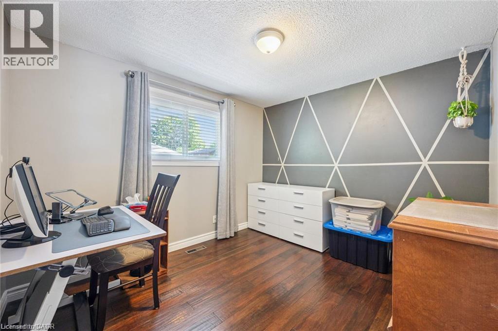 659 Glen Forrest Boulevard, Waterloo, Ontario  N2L 4K4 - Photo 21 - 40854978