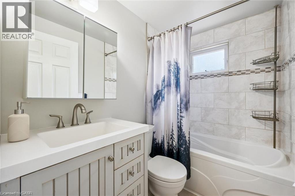 659 Glen Forrest Boulevard, Waterloo, Ontario  N2L 4K4 - Photo 22 - 40854978