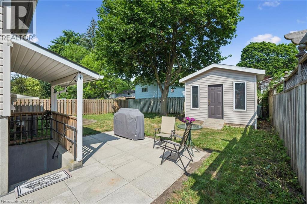 659 Glen Forrest Boulevard, Waterloo, Ontario  N2L 4K4 - Photo 31 - 40854978