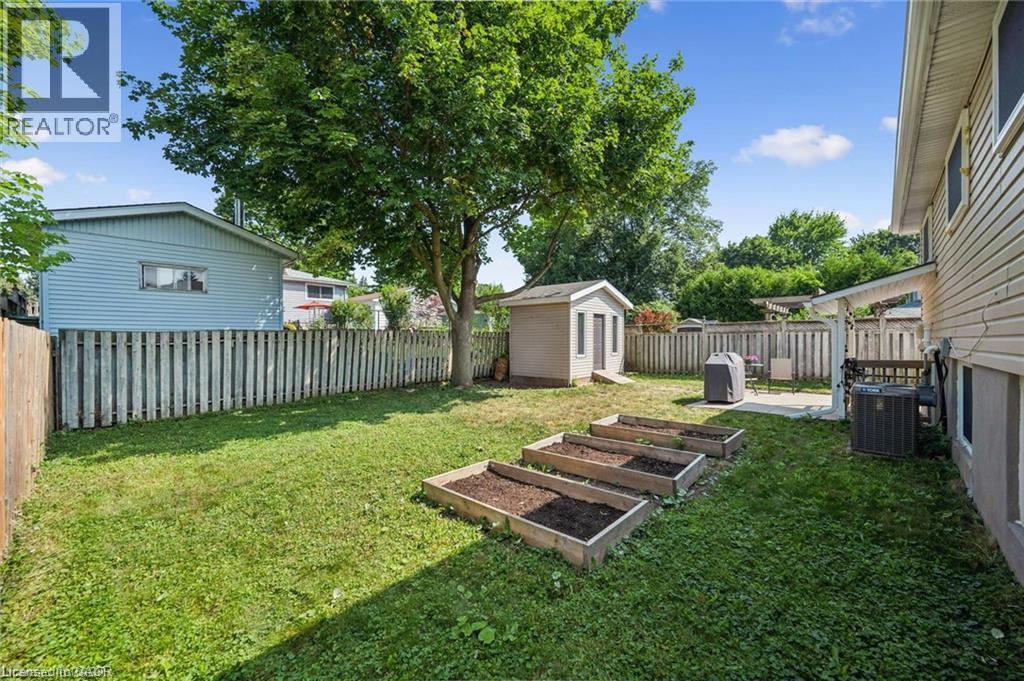 659 Glen Forrest Boulevard, Waterloo, Ontario  N2L 4K4 - Photo 33 - 40854978