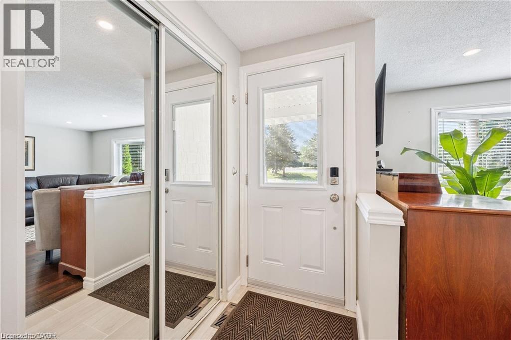659 Glen Forrest Boulevard, Waterloo, Ontario  N2L 4K4 - Photo 6 - 40854978