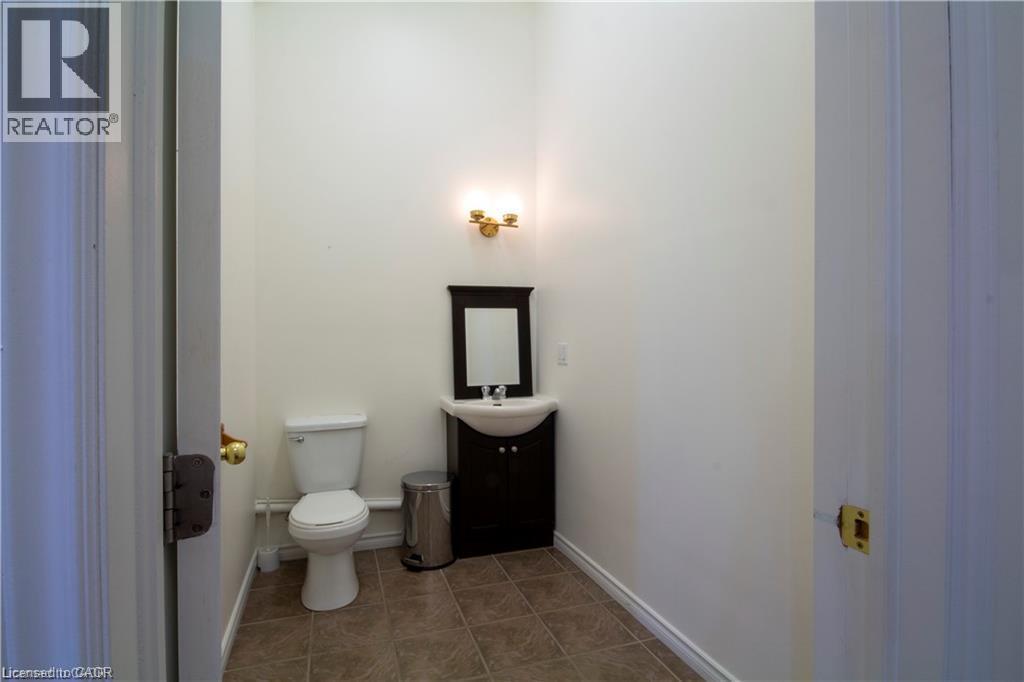 15 Wellington Street N Unit# 201, Hamilton, Ontario  L8R 1M7 - Photo 11 - 40854968