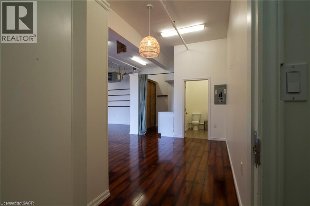 15 Wellington Street N Unit# 201, Hamilton, Ontario  L8R 1M7 - Photo 8 - 40854968