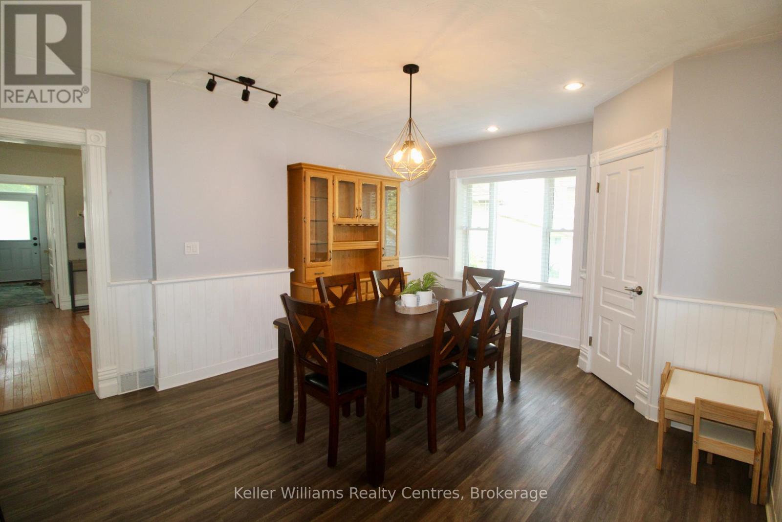 589 8th Avenue, Hanover, Ontario  N4N 2L4 - Photo 12 - X13662208
